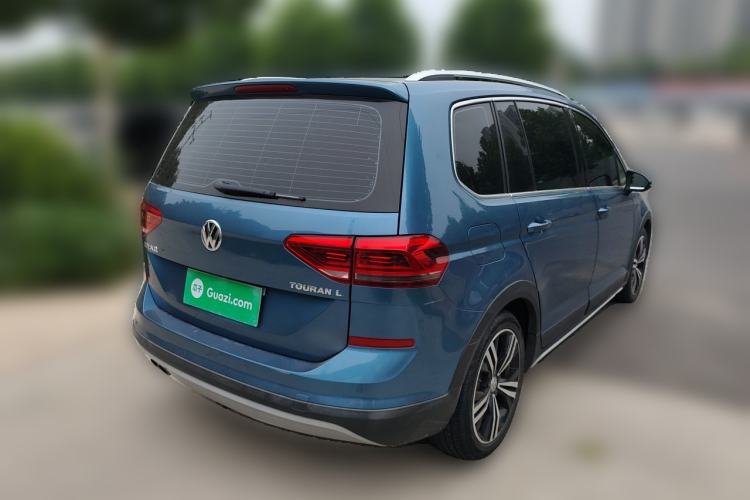Used Volkswagen Touran 2018 Volkswagen Touran L 280TSI DSG Boundary Edition 7 Seats China VI Standard Rear Right 45 Deg