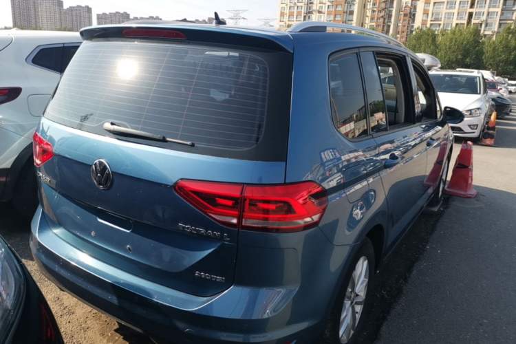 Used Volkswagen Touran 2018 Volkswagen Touran L 280TSI DSG Comfort Edition 7 Seats China V Emission Standard Rear Right 45 Deg