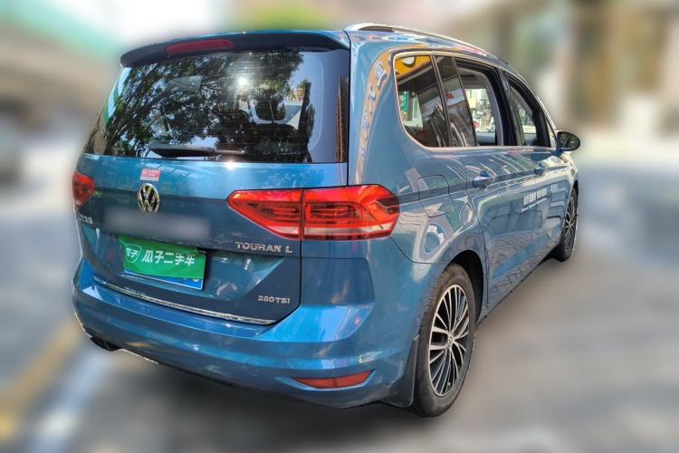 Used Volkswagen Touran 2018 Volkswagen Touran L 280TSI DSG Luxury Edition 6-seater Rear Right 45 Deg