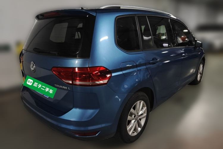 Used Volkswagen Touran 2018 Volkswagen Touran L 280TSI DSG Comfort Edition 7 Seats China VI Standard Rear Right 45 Deg