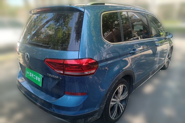 Used Volkswagen Touran 2018 Volkswagen Touran L 280TSI DSG Boundary Edition 7 Seats China VI Standard Rear Right 45 Deg
