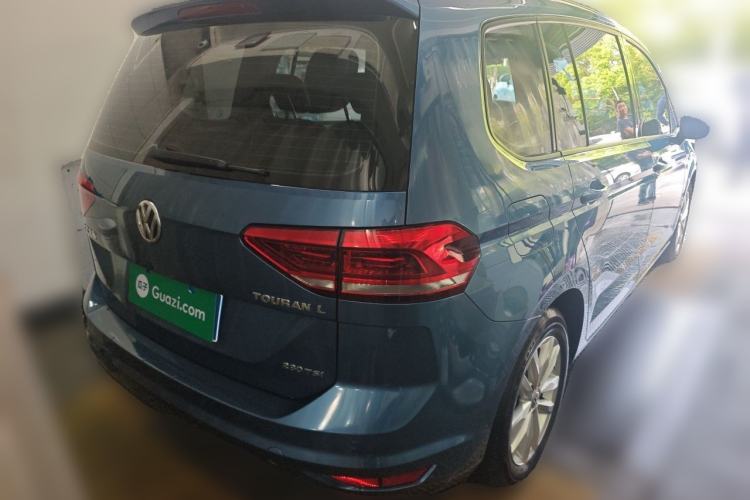 Used Volkswagen Touran 2018 Volkswagen Touran L 280TSI DSG Comfort Edition 7 Seats China VI Standard Rear