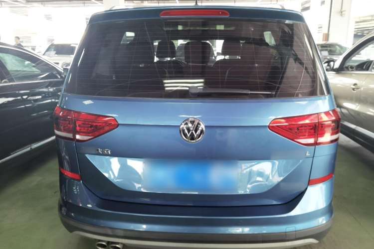 Used Volkswagen Touran 2018 Volkswagen Touran L 280TSI DSG Boundary Edition 7 Seats China VI Standard Rear