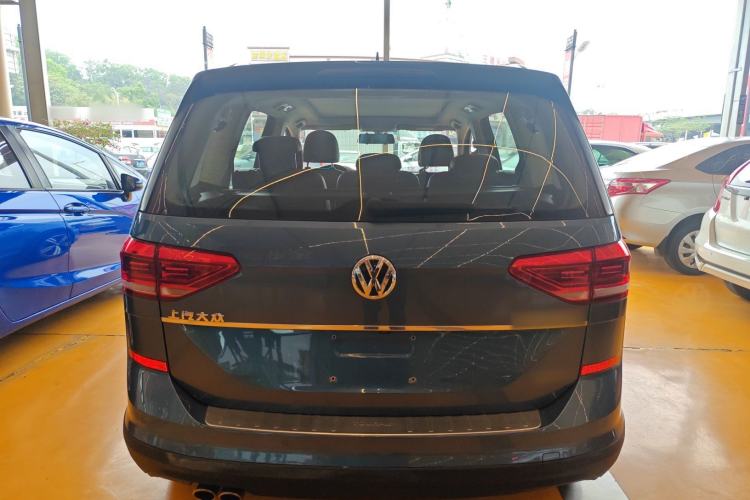Used Volkswagen Touran 2018 Volkswagen Touran L 280TSI DSG Boundary Edition 7 Seats China V Emission Standard Rear