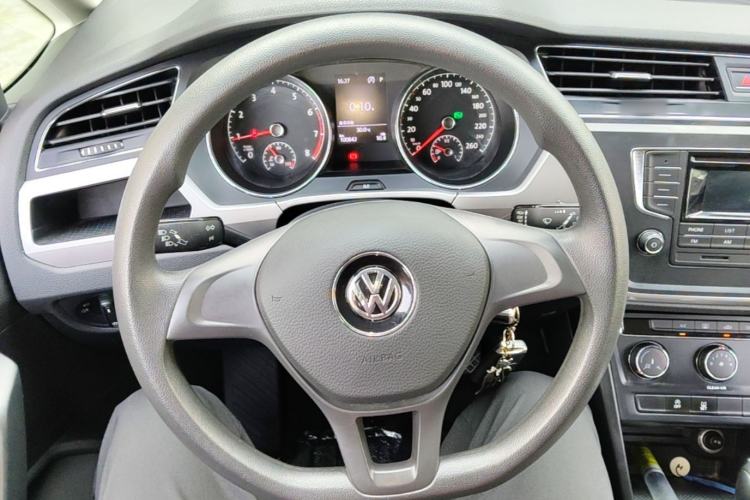 Used Volkswagen Touran 2018 Volkswagen Touran L 280TSI DSG Style Edition 7 Seats China V Emission Standard Steering Wheel
