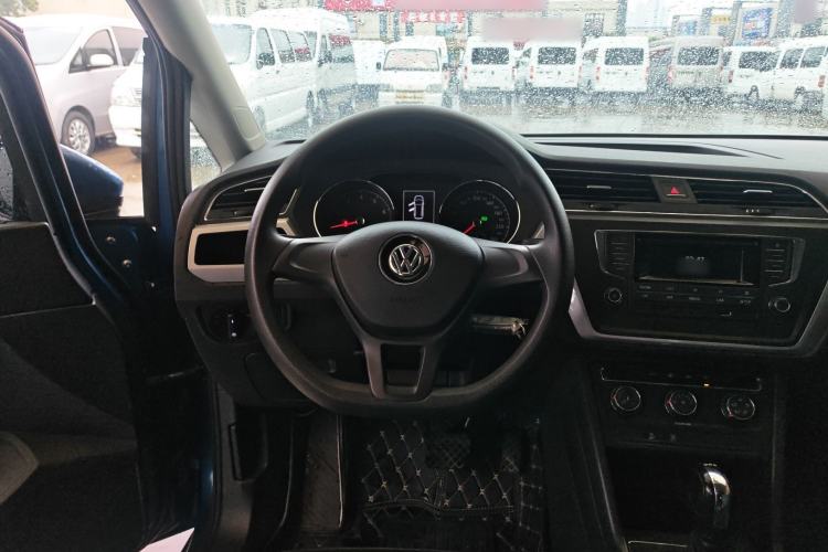 Used Volkswagen Touran 2018 Volkswagen Touran L 280TSI DSG Style Edition 7 Seats China VI Standard Steering Wheel