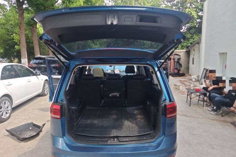 Used Volkswagen Touran 2018 Volkswagen Touran L 280TSI DSG Comfort Edition 7 Seats China V Emission Standard Trunk