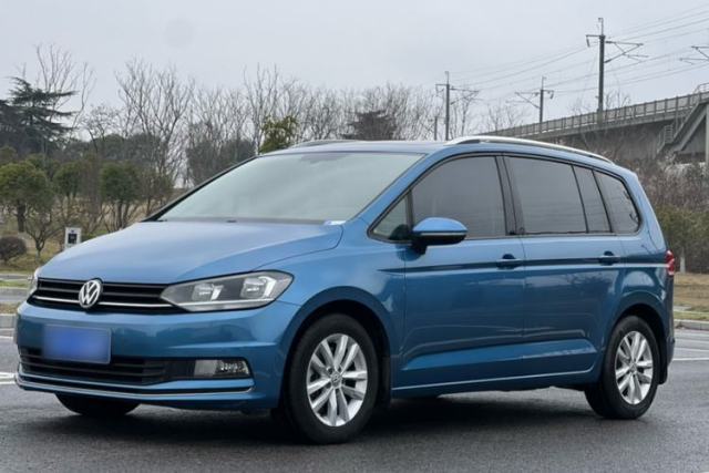 Used Volkswagen Touran 2018 Volkswagen Touran L 280TSI DSG Comfort Edition 7 Seats China VI Standard