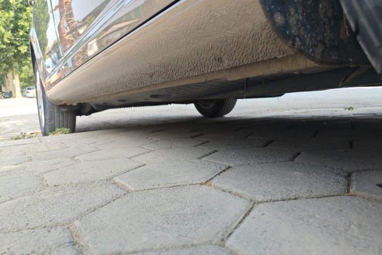 Used Volkswagen Touran  Chassis Front Right