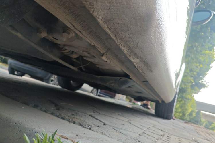 Used Volkswagen Touran  Chassis Rear Right
