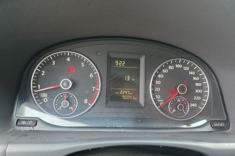 Used Volkswagen Touran  Instrument Cluster
