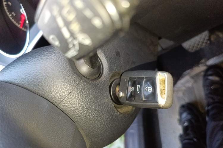 Used Volkswagen Touran 2018 Volkswagen Touran L 280TSI DSG Style Edition 7 Seats China V Emission Standard Vehicle Key