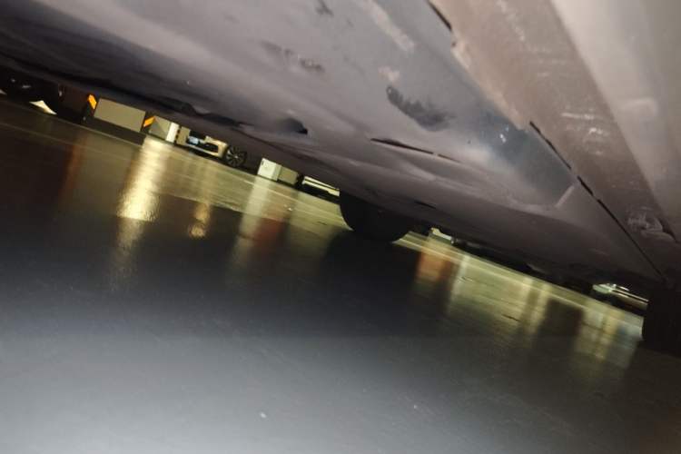 Used Volkswagen Touran 2018 Volkswagen Touran L 280TSI DSG Boundary Edition 7 Seats China VI Standard Chassis Rear Right