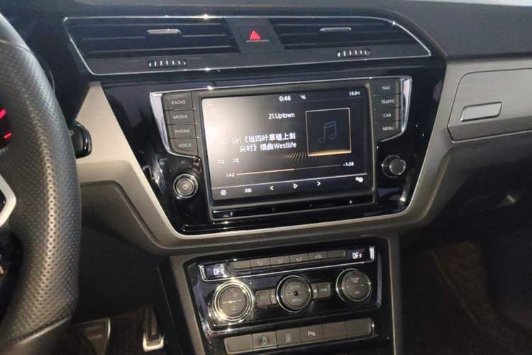 Used Volkswagen Touran 2018 Volkswagen Touran L 280TSI DSG Comfort Edition 7 Seats China V Emission Standard Audio And AC Panel