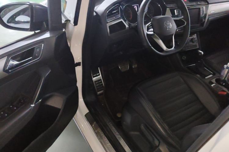 Used Volkswagen Touran 2018 Volkswagen Touran L 280TSI DSG Comfort Edition 7 Seats China V Emission Standard Driver Seat