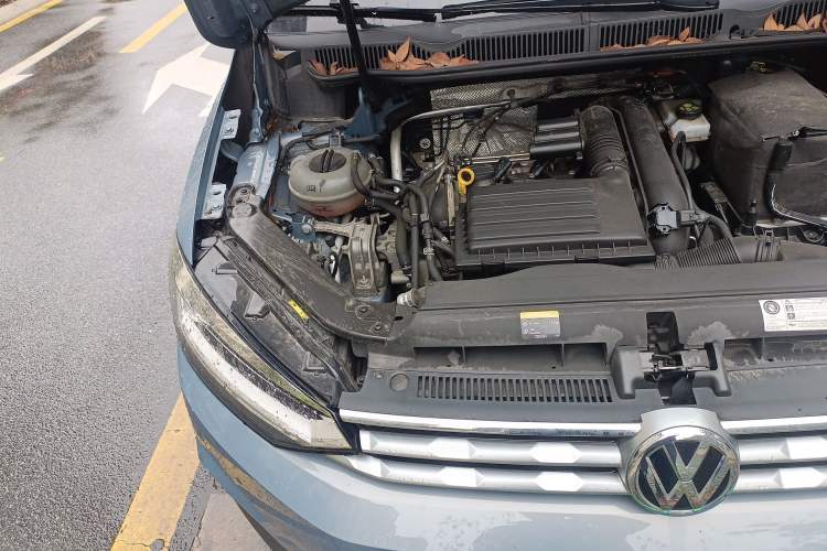 Used Volkswagen Touran 2018 Volkswagen Touran L 280TSI DSG Boundary Edition 7 Seats China V Emission Standard Engine Bay Right