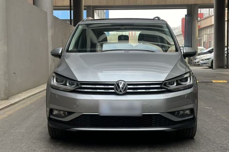 Used Volkswagen Touran 2018 Volkswagen Touran L 280TSI DSG Boundary Edition 7 Seats China V Emission Standard Exterior 1