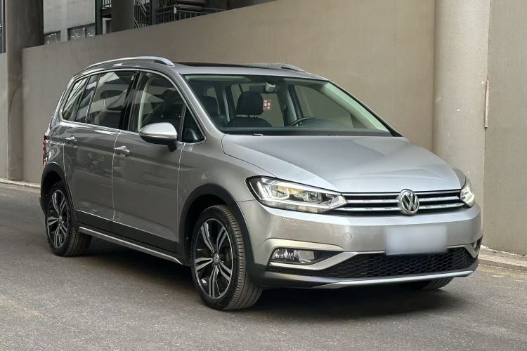 Used Volkswagen Touran 2018 Volkswagen Touran L 280TSI DSG Boundary Edition 7 Seats China V Emission Standard Exterior 2