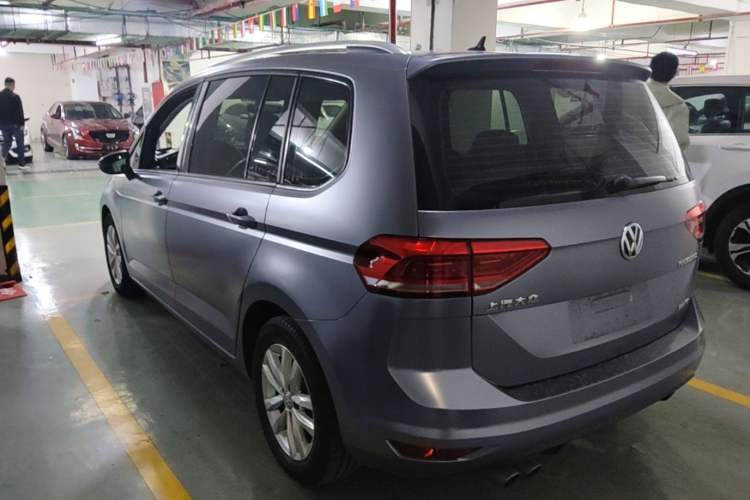 Used Volkswagen Touran 2018 Volkswagen Touran L 280TSI DSG Comfort Edition 7 Seats China V Emission Standard Exterior 2