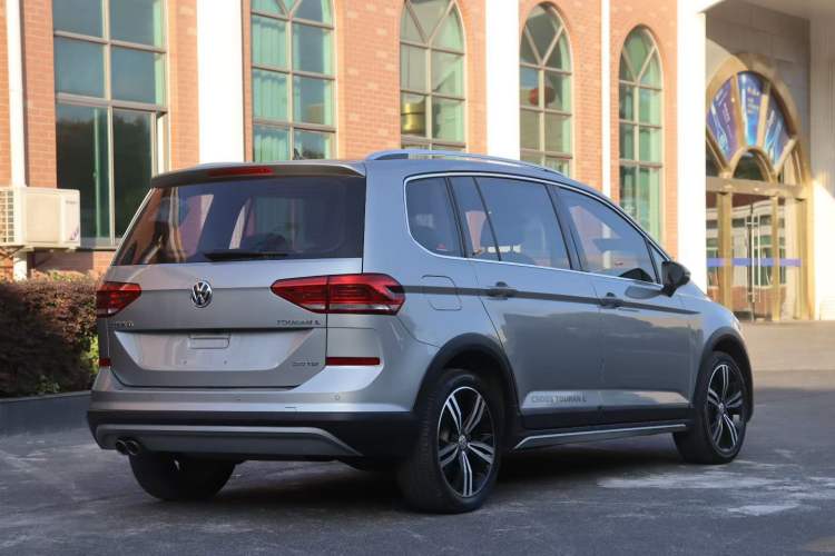 Used Volkswagen Touran 2018 Volkswagen Touran L 280TSI DSG Boundary Edition 7 Seats China V Emission Standard Exterior 6