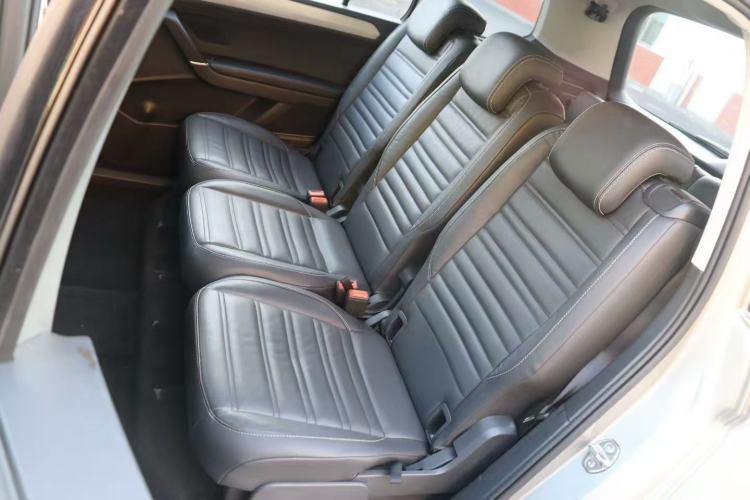 Used Volkswagen Touran 2018 Volkswagen Touran L 280TSI DSG Boundary Edition 7 Seats China V Emission Standard Interior 3