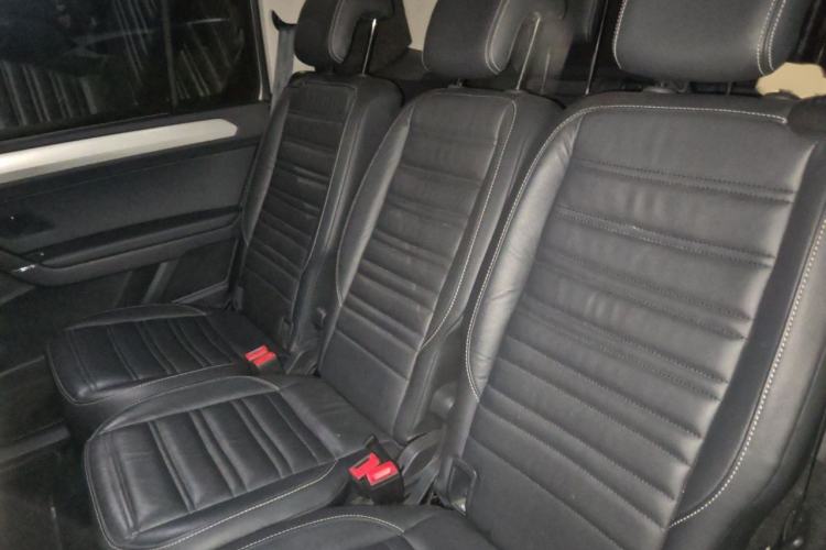 Used Volkswagen Touran 2018 Volkswagen Touran L 280TSI DSG Boundary Edition 7 Seats China VI Standard Interior 4