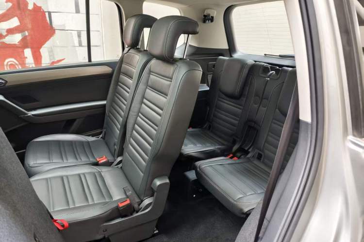 Used Volkswagen Touran 2018 Volkswagen Touran L 280TSI DSG Boundary Edition 7 Seats China V Emission Standard Interior 5