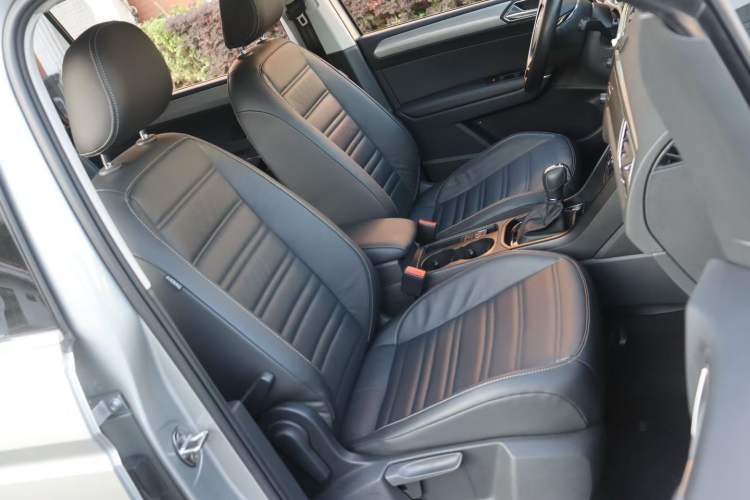 Used Volkswagen Touran 2018 Volkswagen Touran L 280TSI DSG Boundary Edition 7 Seats China V Emission Standard Interior 7
