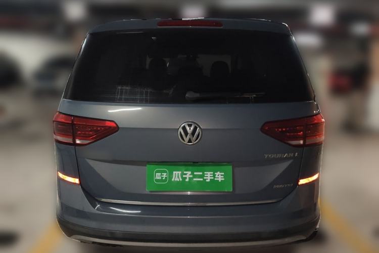 Used Volkswagen Touran 2018 Volkswagen Touran L 280TSI DSG Boundary Luxury Edition 7 Seats China VI Standard Rear