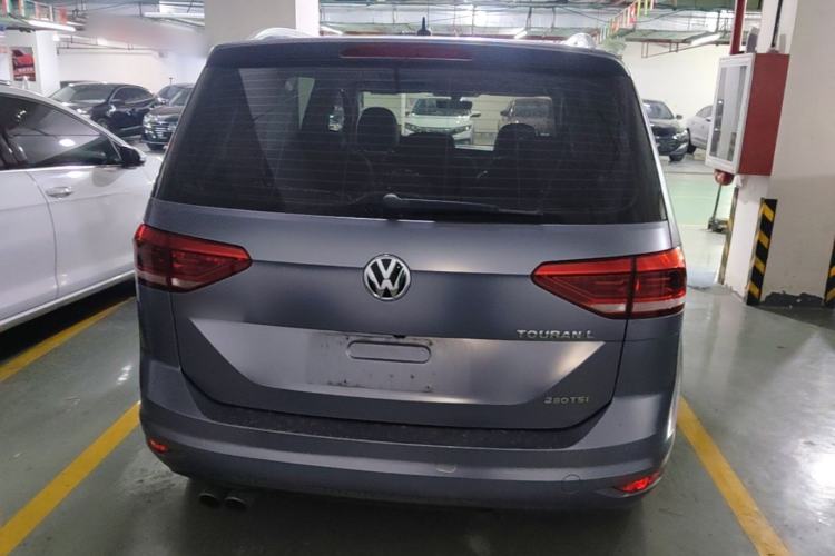 Used Volkswagen Touran 2018 Volkswagen Touran L 280TSI DSG Comfort Edition 7 Seats China V Emission Standard Rear