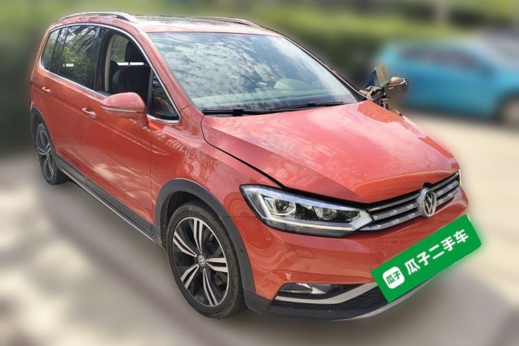 Used Volkswagen Touran 2018 Volkswagen Touran L 280TSI DSG Boundary Luxury Edition 6 Seats China V Emission Standard Front Right 45 Deg