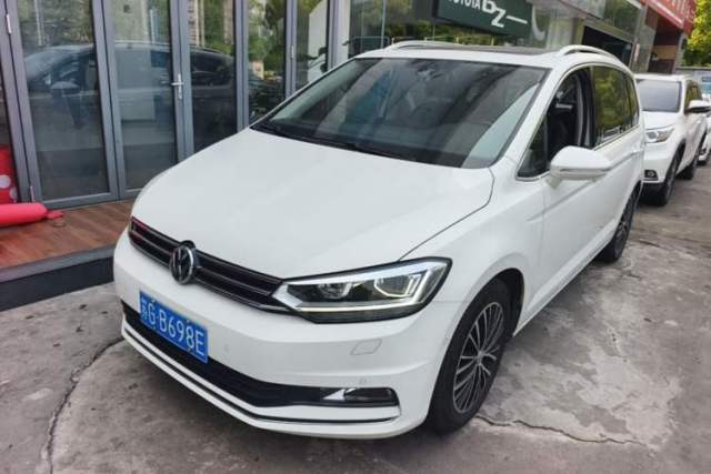 Used Volkswagen Touran 2018 Volkswagen Touran L 280TSI DSG Luxury Edition 7 Seats