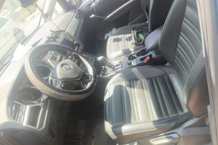 Used Volkswagen Touran 2018 Volkswagen Touran L 280TSI DSG Comfort Edition 7 Seats China V Emission Standard Left Front Seat