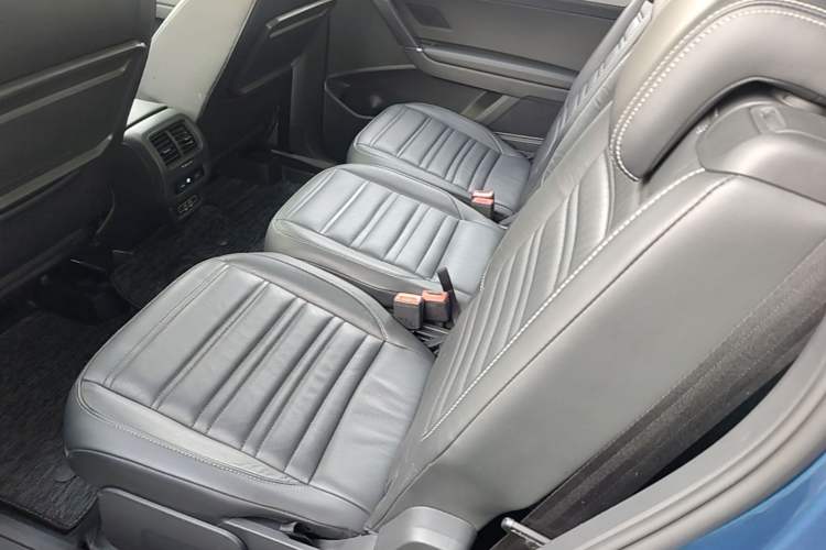 Used Volkswagen Touran 2018 Volkswagen Touran L 280TSI DSG Boundary Edition 7 Seats China V Emission Standard Left Rear Seat