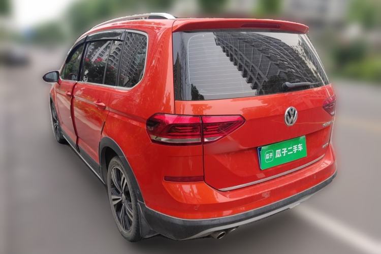 Used Volkswagen Touran 2018 Volkswagen Touran L 280TSI DSG Boundary Luxury Edition 6 Seats China V Emission Standard Rear Left 45 Deg