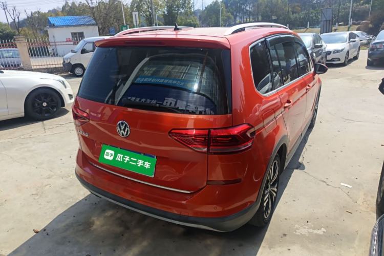 Used Volkswagen Touran 2018 Volkswagen Touran L 280TSI DSG Boundary Luxury Edition 6 Seats China V Emission Standard Rear Right 45 Deg