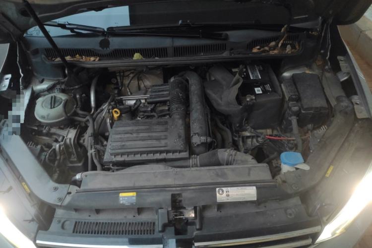 Used Volkswagen Touran 2018 Volkswagen Touran L 280TSI DSG Comfort Edition 6-seater Engine Bay