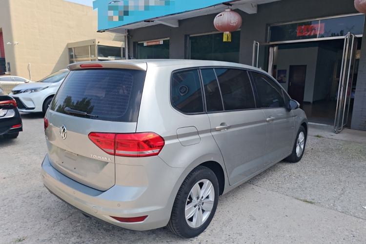 Used Volkswagen Touran 2018 Volkswagen Touran L 280TSI DSG Style Edition 7 Seats China VI Standard Exterior 3