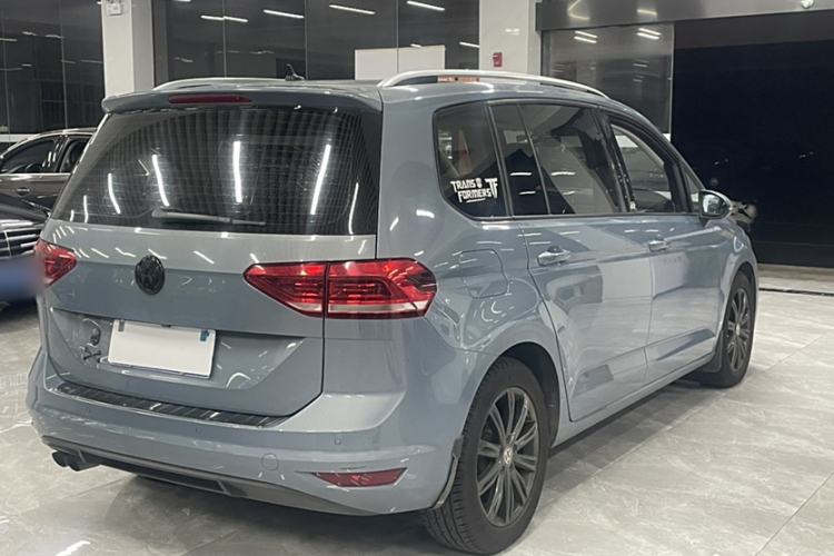 Used Volkswagen Touran 2018 Volkswagen Touran L 280TSI DSG Comfort Edition 7-seater Exterior 4