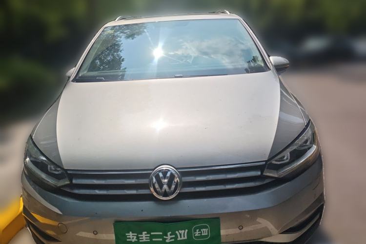 Used Volkswagen Touran 2018 Volkswagen Touran L 280TSI DSG Boundary Edition 7 Seats China VI Standard Front