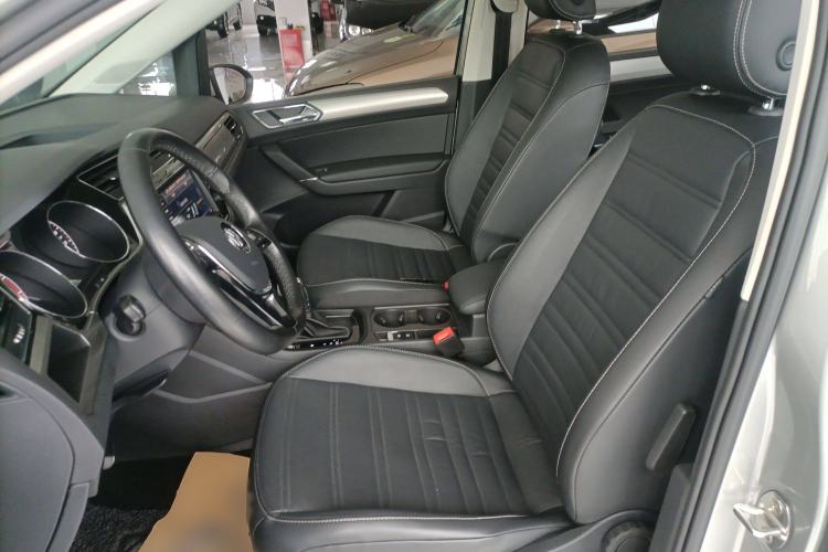 Used Volkswagen Touran 2018 Volkswagen Touran L 280TSI DSG Boundary Edition 6-Seater China V Emission Standard Left Front Seat