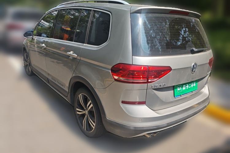 Used Volkswagen Touran 2018 Volkswagen Touran L 280TSI DSG Boundary Edition 7 Seats China VI Standard Rear Left 45 Deg
