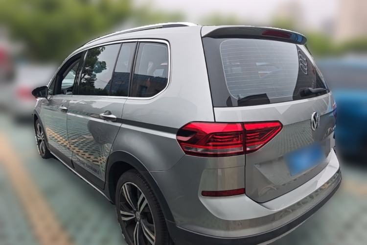 Used Volkswagen Touran 2018 Volkswagen Touran L 280TSI DSG Boundary Edition 7 Seats China VI Standard Rear Left 45 Deg
