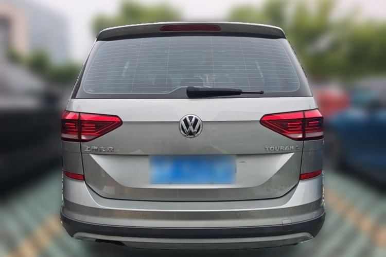 Used Volkswagen Touran 2018 Volkswagen Touran L 280TSI DSG Boundary Edition 7 Seats China VI Standard Rear