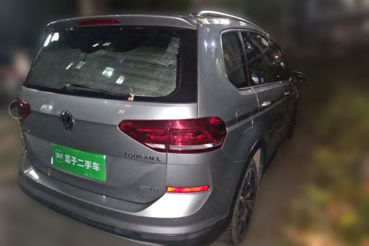 Used Volkswagen Touran 2018 Volkswagen Touran L 280TSI DSG Boundary Edition 7 Seats China VI Standard Rear Right 45 Deg