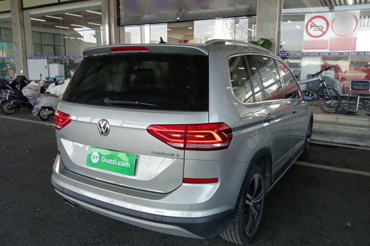 Used Volkswagen Touran 2018 Volkswagen Touran L 280TSI DSG Boundary Luxury Edition 7 Seats China V Emission Standard Rear Right 45 Deg