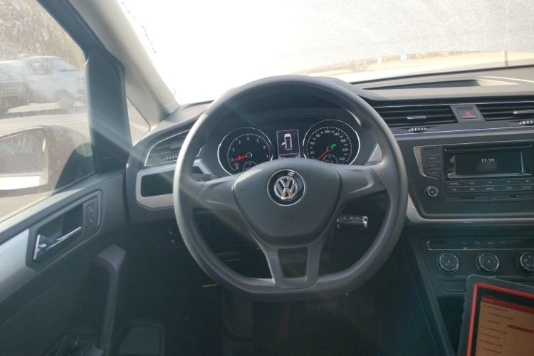 Used Volkswagen Touran 2018 Volkswagen Touran L 280TSI DSG Style Edition 7 Seats China VI Standard Steering Wheel