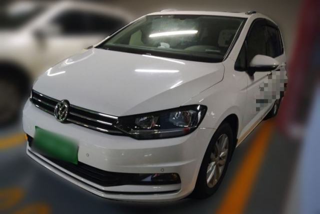 Volkswagen Touran 2018 Volkswagen Touran L 280TSI DSG Comfort Edition 7 Seats China V Emission Standard usata