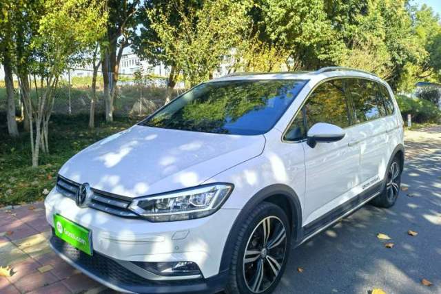 Used Volkswagen Touran 2018 Volkswagen Touran L 280TSI DSG Boundary Edition 6-Seater China VI Standard