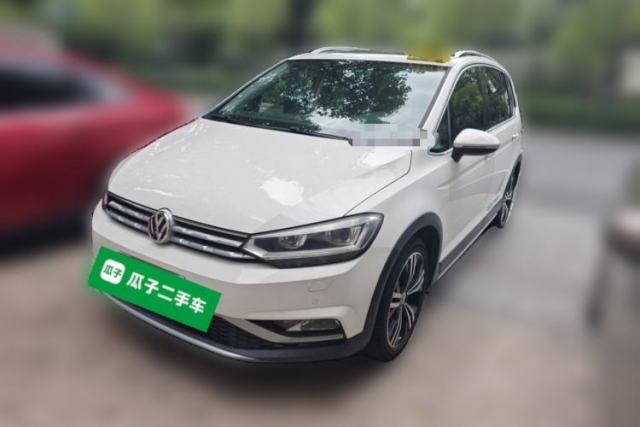 Używany Volkswagen Touran 2018 Volkswagen Touran L 280TSI DSG Boundary Edition 7 Seats China V Emission Standard